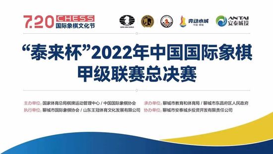 小十四萝裸体乱喷小说